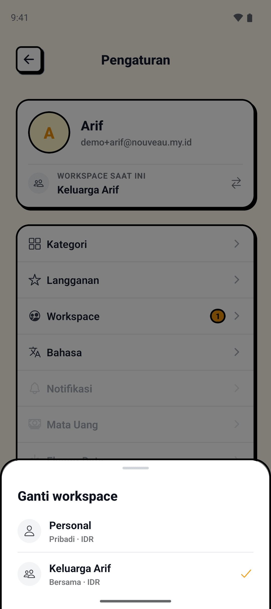 Pilihan workspace: Personal (pribadi) dan Keluarga Arif (bersama).